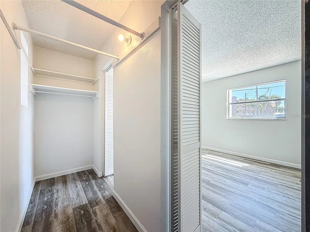 184 117TH AVENUE #2 Treasure Island, FL 33706