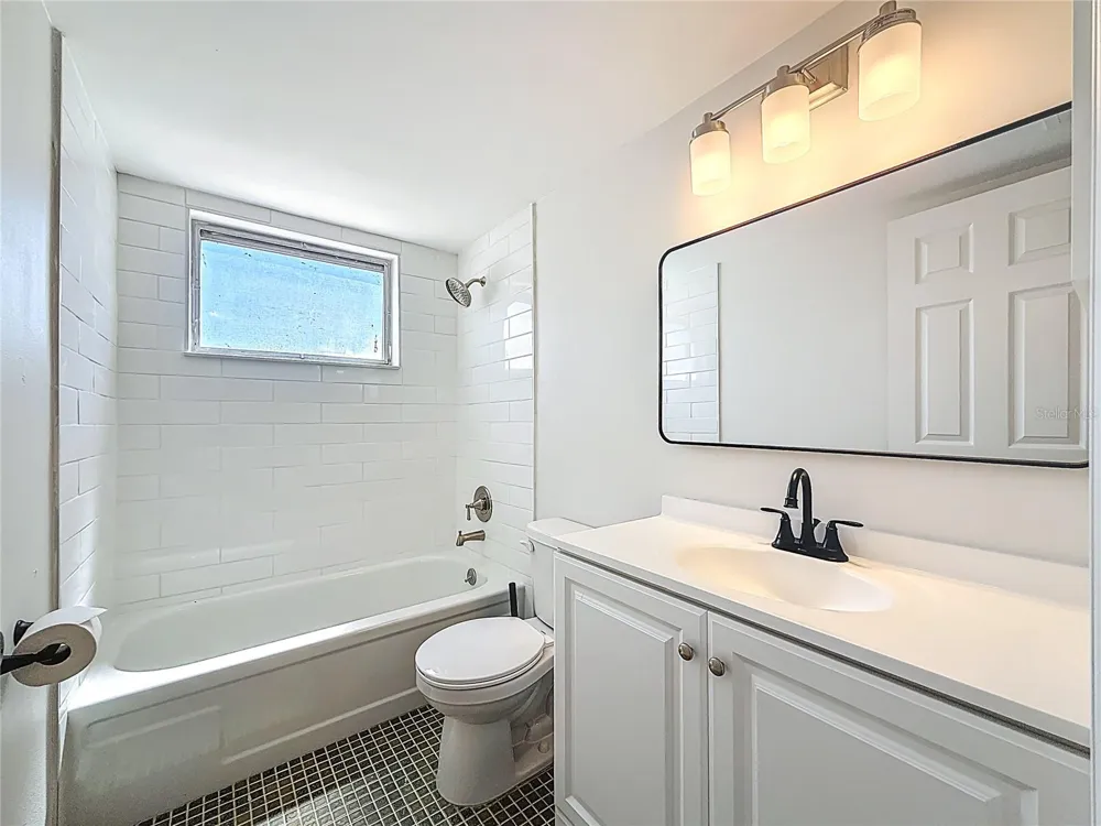 184 117TH AVENUE #2 Treasure Island, FL 33706