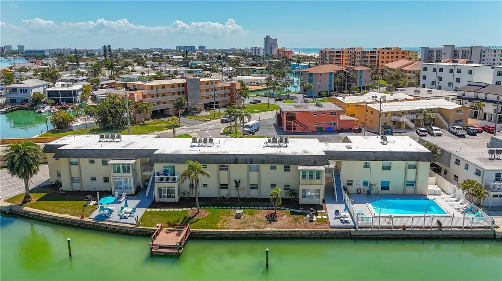 184 117TH AVENUE #2 Treasure Island, FL 33706
