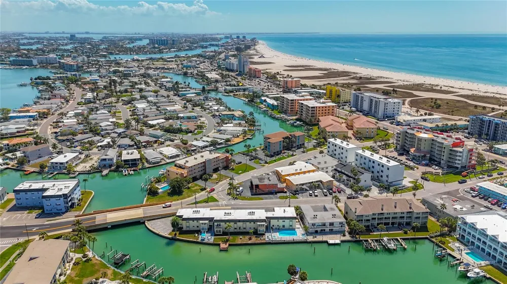 184 117TH AVENUE #2 Treasure Island, FL 33706