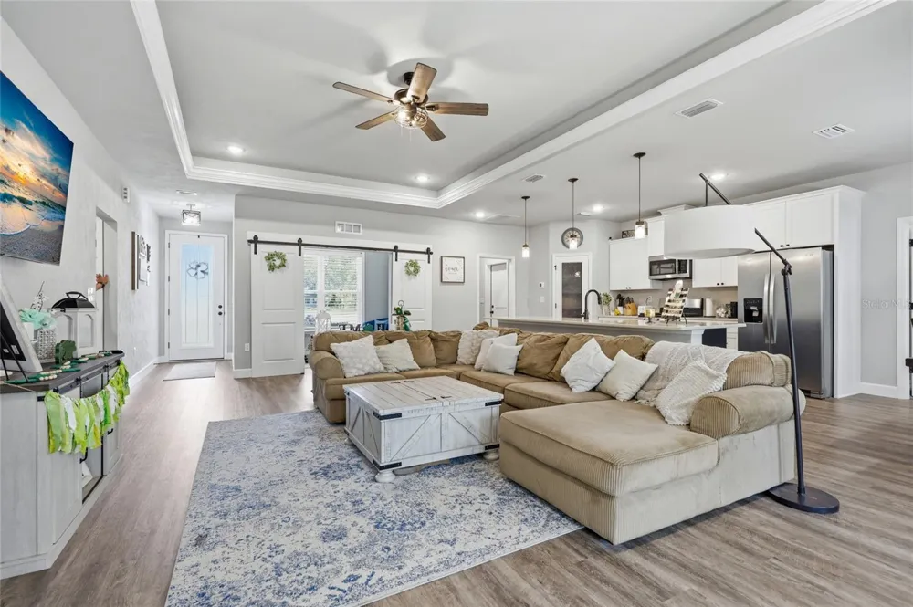 8920 NE 8TH PLACE High Springs, FL 32643