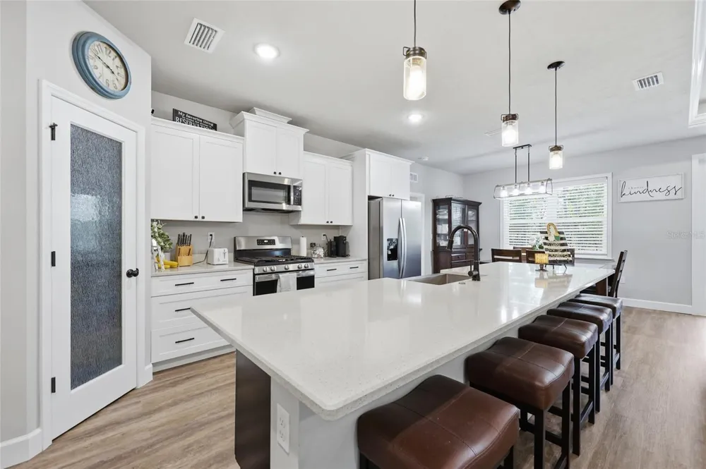8920 NE 8TH PLACE High Springs, FL 32643