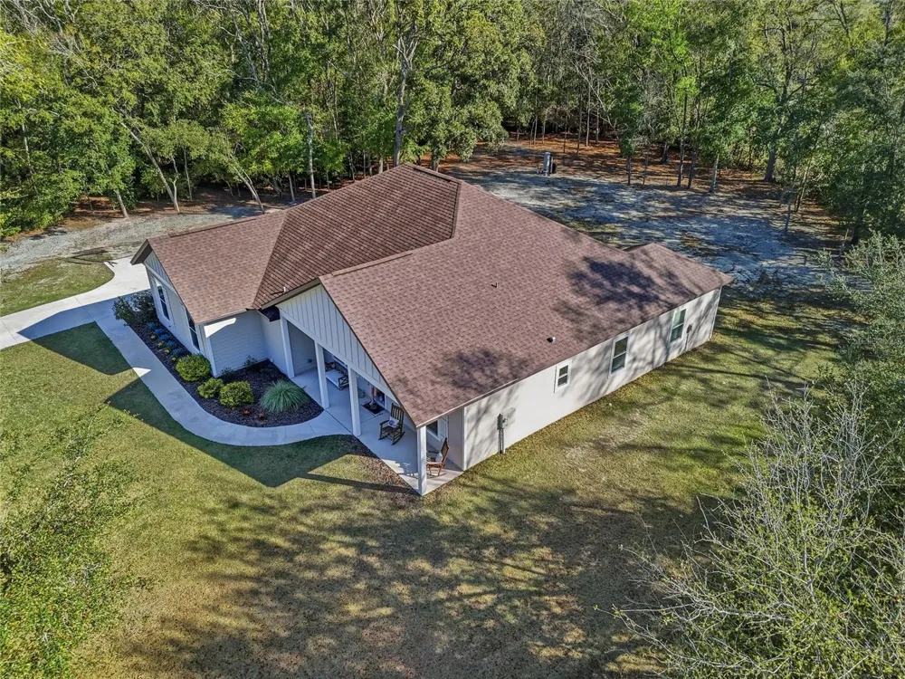 8920 NE 8TH PLACE High Springs, FL 32643