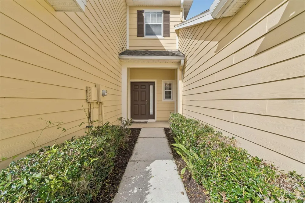 20112 INDIAN ROSEWOOD DRIVE Tampa, FL 33647