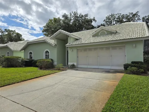 719 BALMORAL COURT
