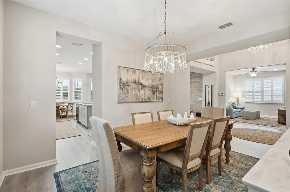 281 MARGARITAVILLE AVENUE Daytona Beach, FL 32124