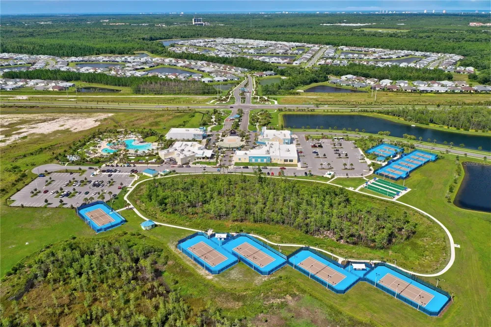 281 MARGARITAVILLE AVENUE Daytona Beach, FL 32124