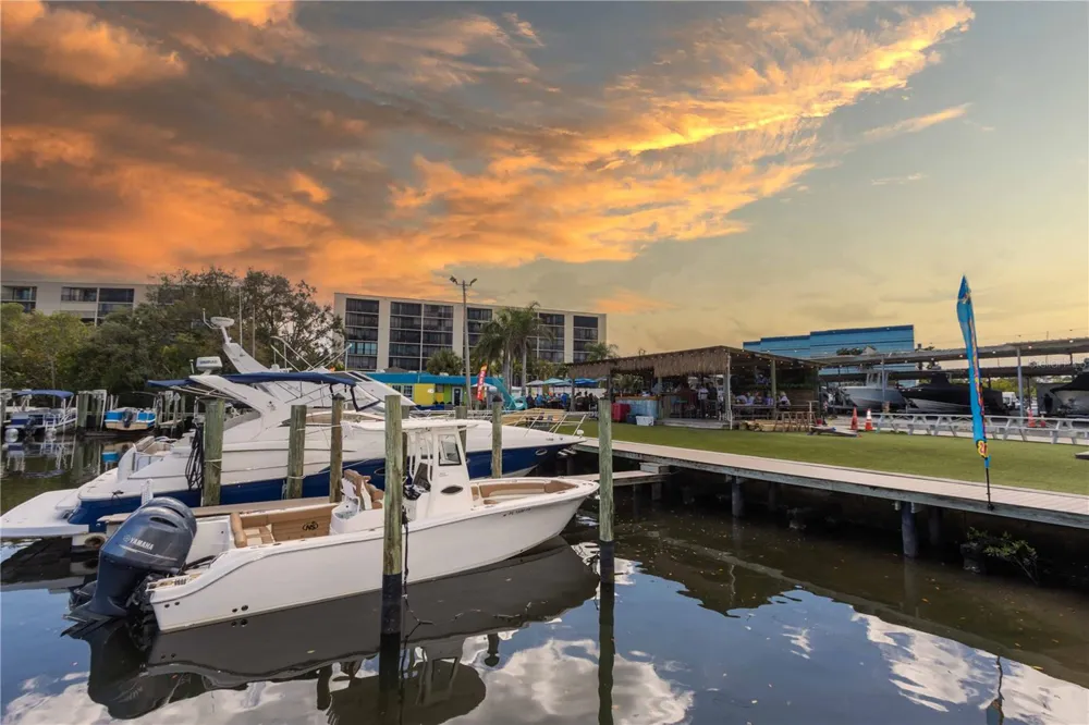 2616 COVE CAY DRIVE #502 Clearwater, FL 33760