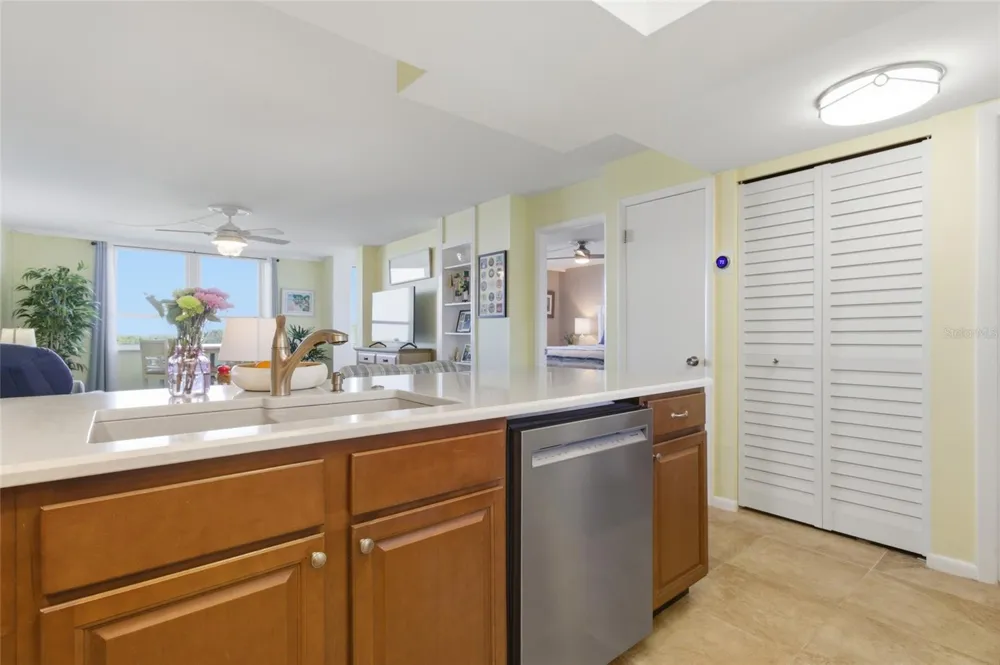 2616 COVE CAY DRIVE #502 Clearwater, FL 33760