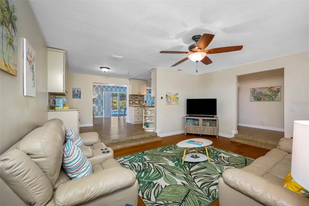 3749 MCKAY CREEK DRIVE Largo, FL 33770