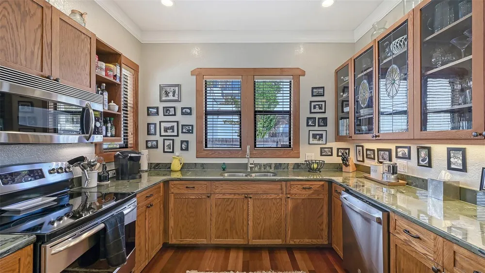 1563 4TH STREET Sarasota, FL 34236