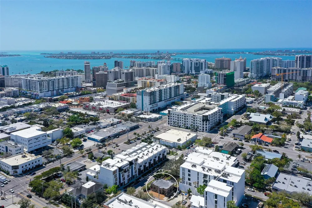 1563 4TH STREET Sarasota, FL 34236