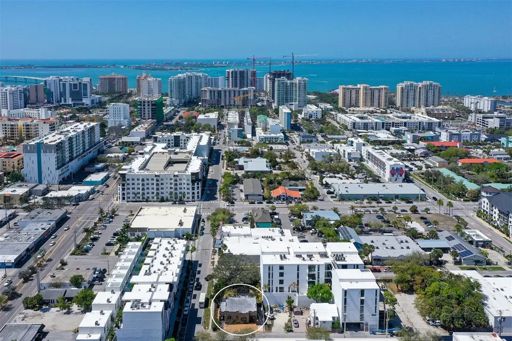 1563 4TH STREET Sarasota, FL 34236