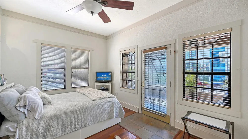 1563 4TH STREET Sarasota, FL 34236