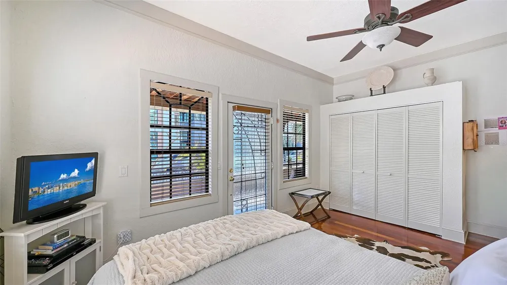 1563 4TH STREET Sarasota, FL 34236