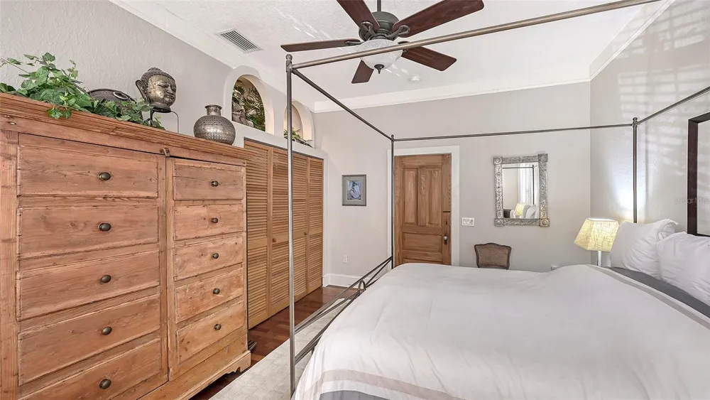 1563 4TH STREET Sarasota, FL 34236