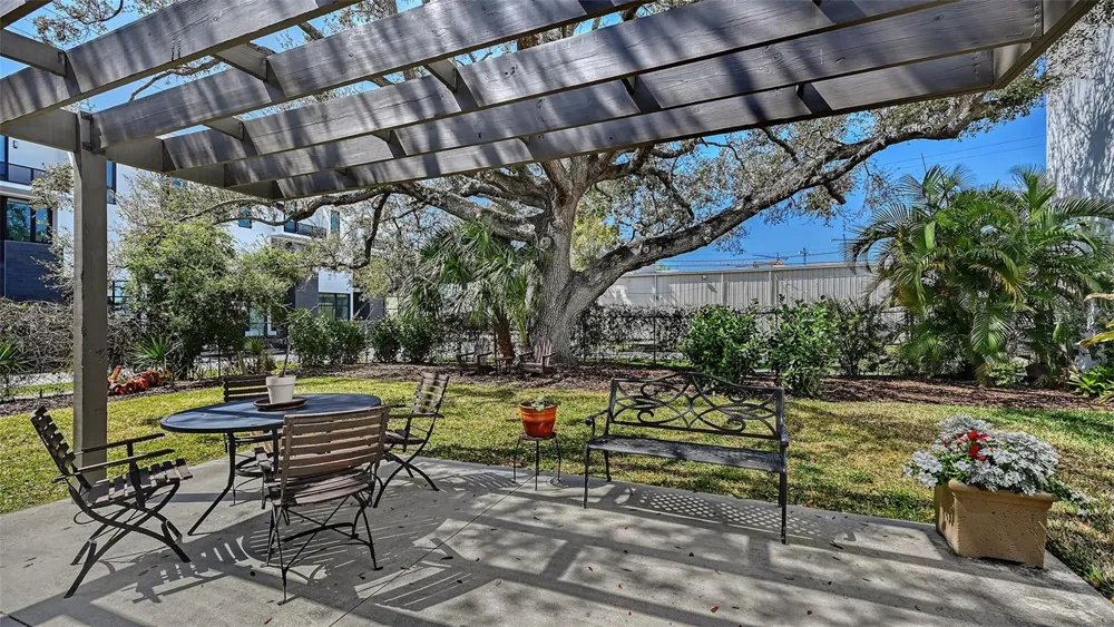 1563 4TH STREET Sarasota, FL 34236