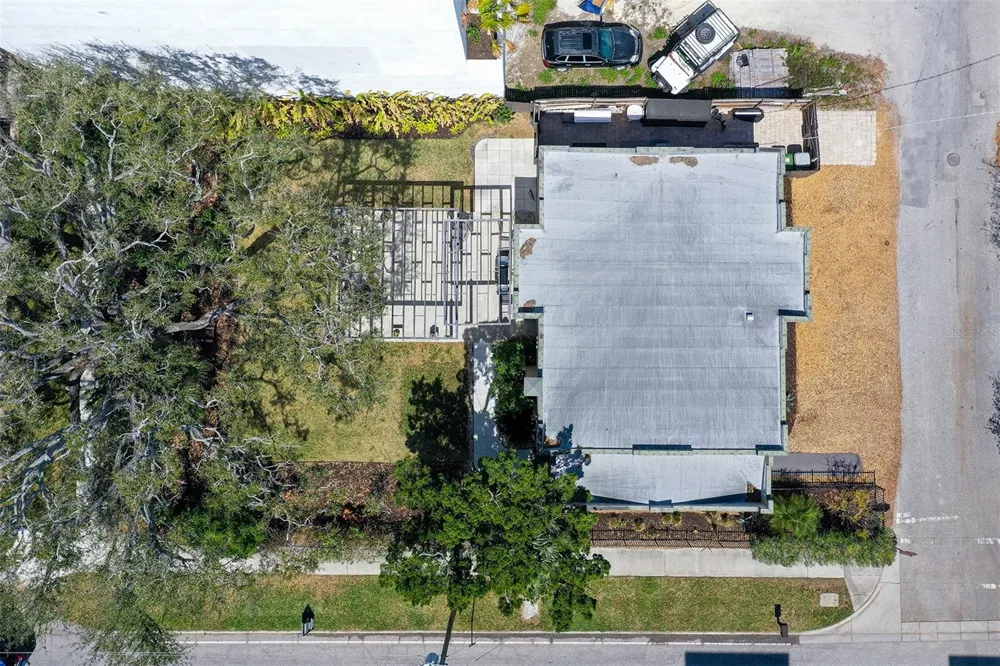1563 4TH STREET Sarasota, FL 34236