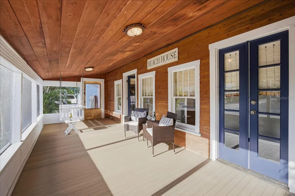 2913 GULF DRIVE Holmes Beach, FL 34217