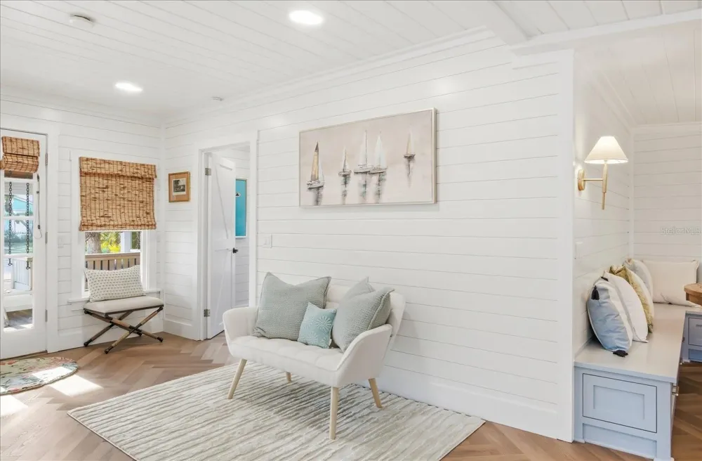 2913 GULF DRIVE Holmes Beach, FL 34217