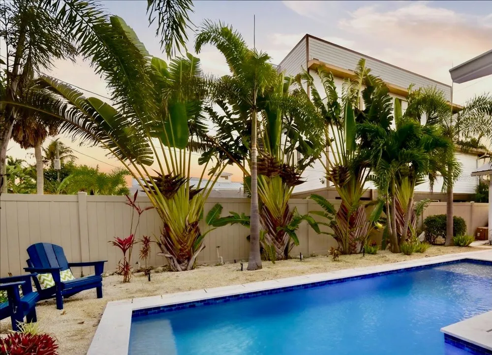 2913 GULF DRIVE Holmes Beach, FL 34217