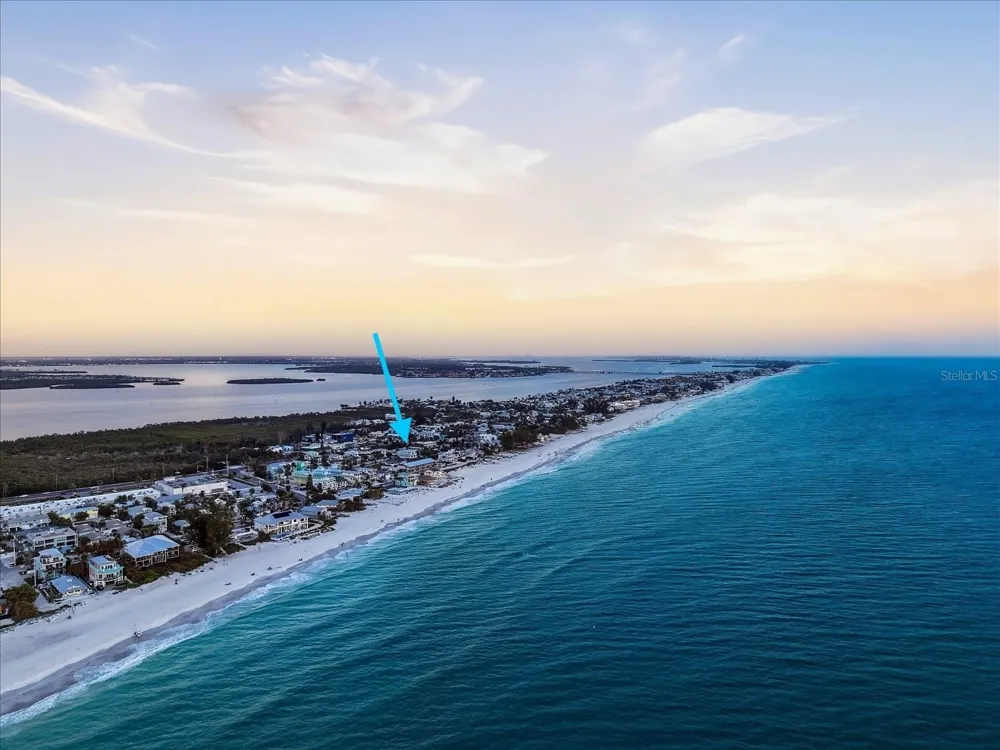2913 GULF DRIVE Holmes Beach, FL 34217