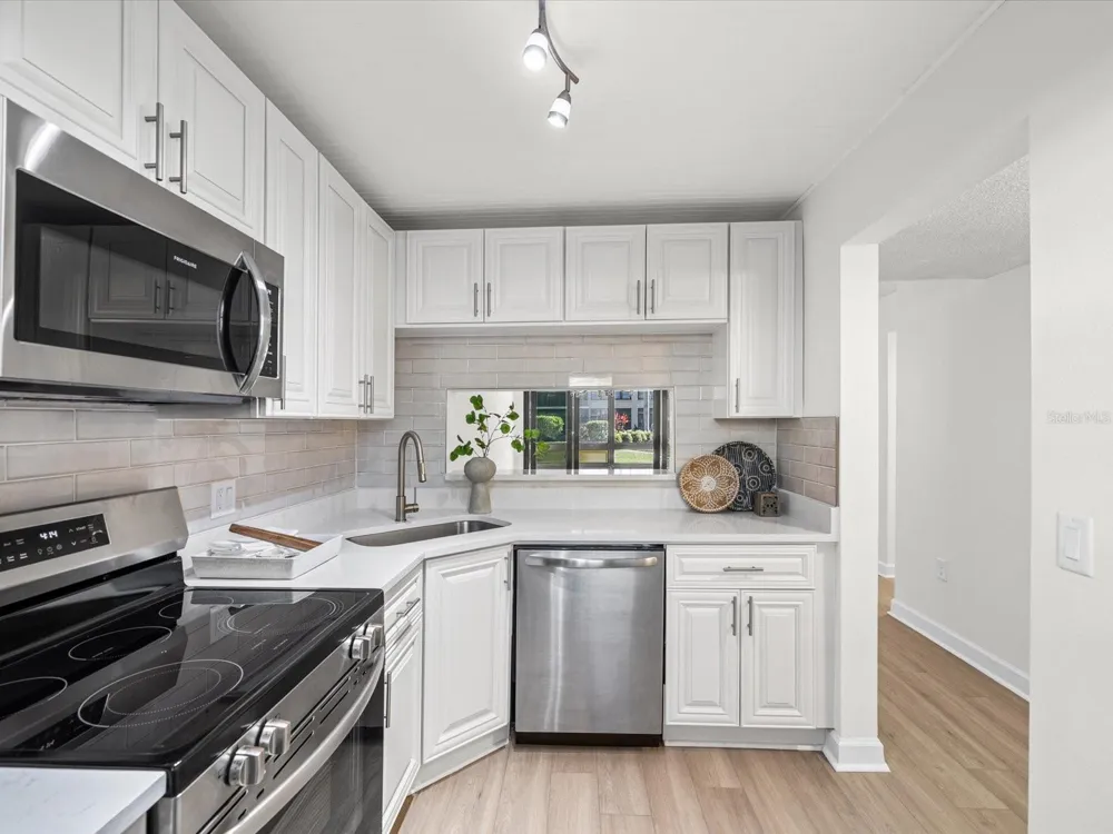 19701 GULF BOULEVARD #105 Indian Shores, FL 33785