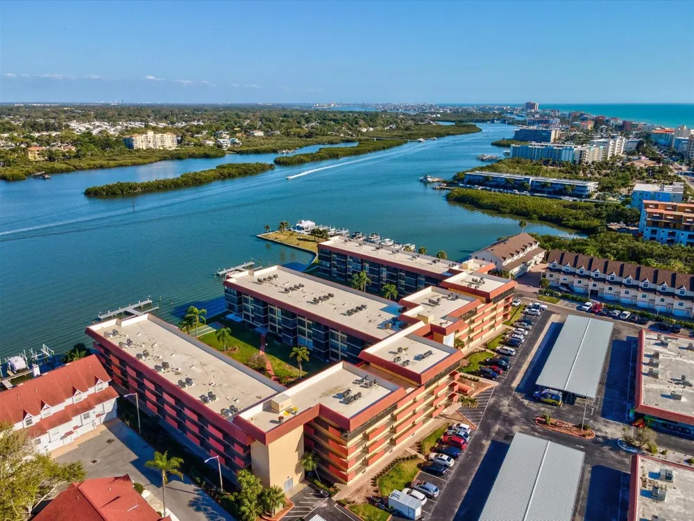 19701 GULF BOULEVARD #105 Indian Shores, FL 33785