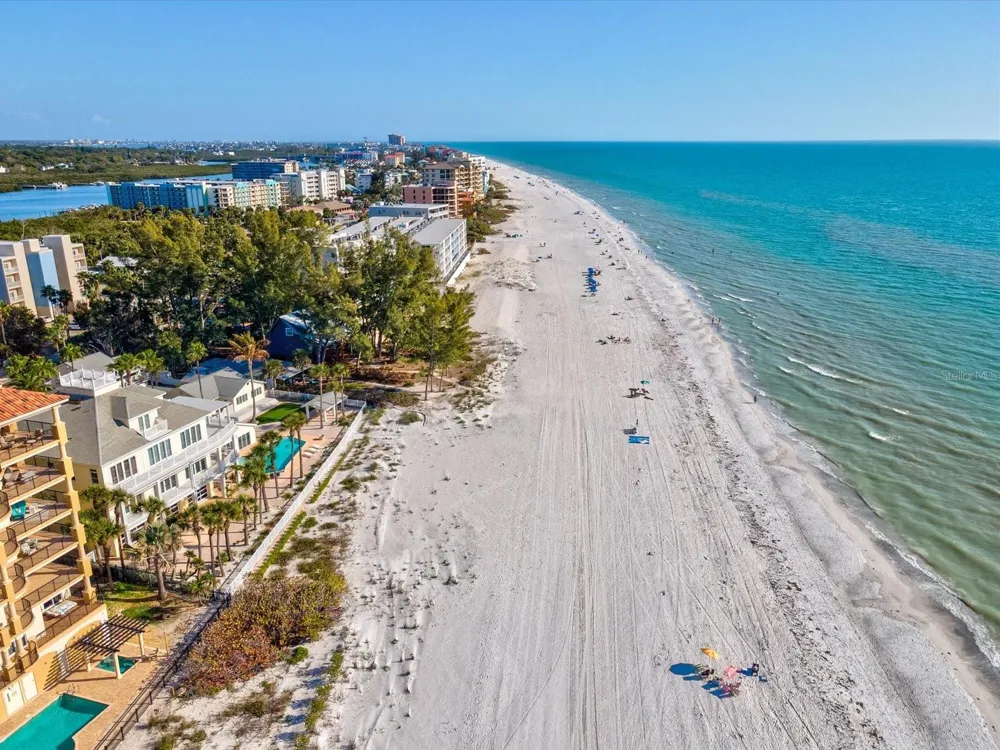 19701 GULF BOULEVARD #105 Indian Shores, FL 33785