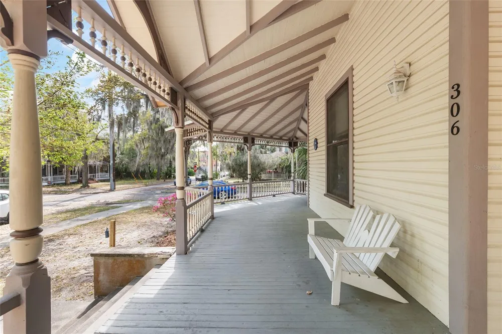 306 NE 3RD STREET Gainesville, FL 32601