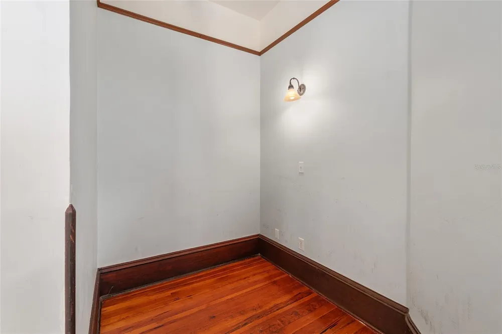306 NE 3RD STREET Gainesville, FL 32601