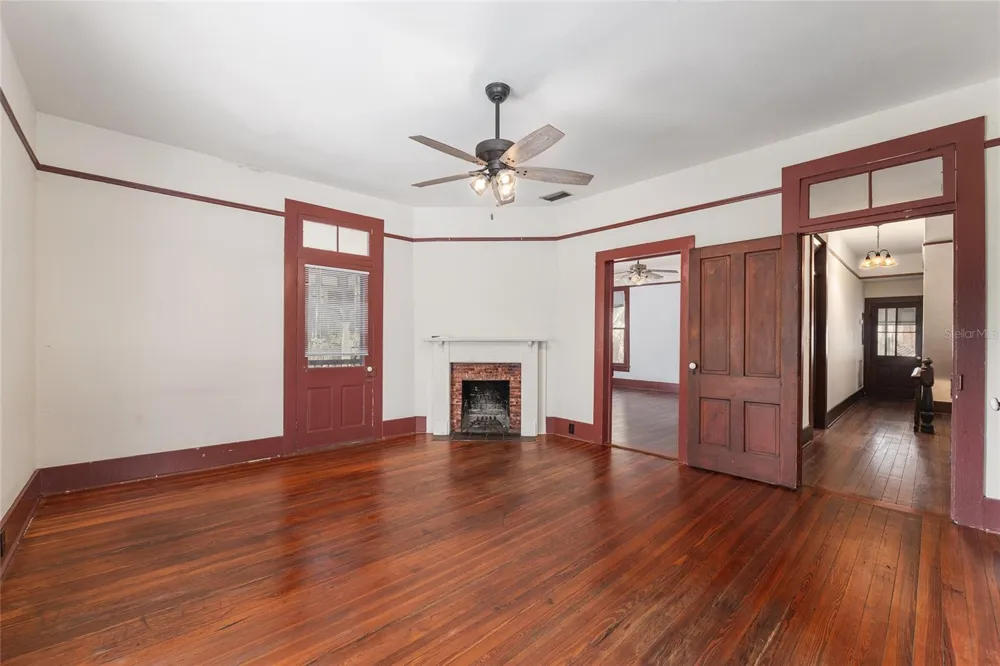 306 NE 3RD STREET Gainesville, FL 32601