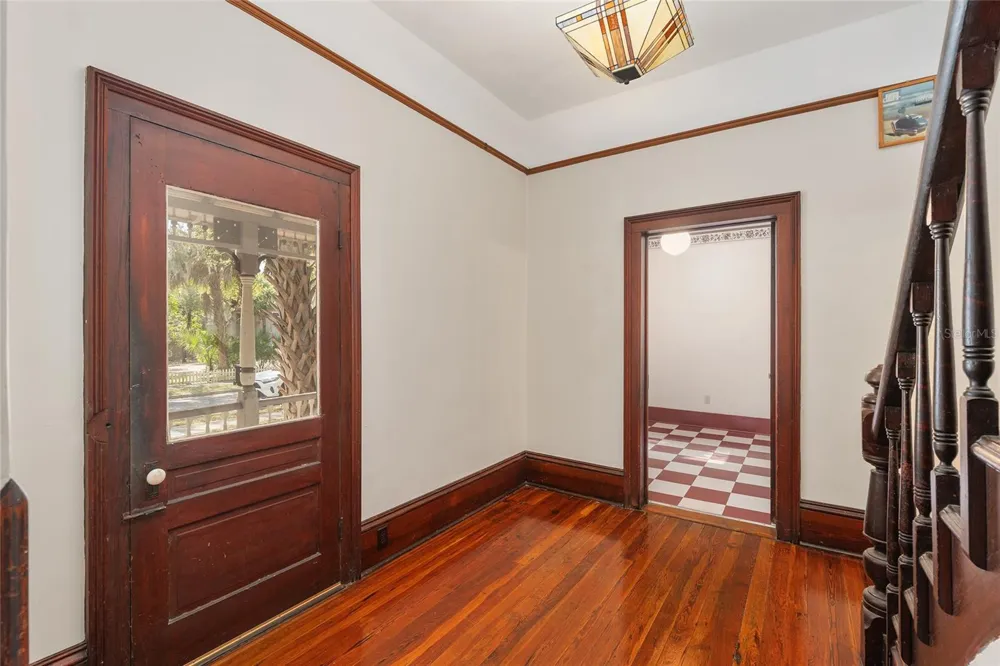 306 NE 3RD STREET Gainesville, FL 32601