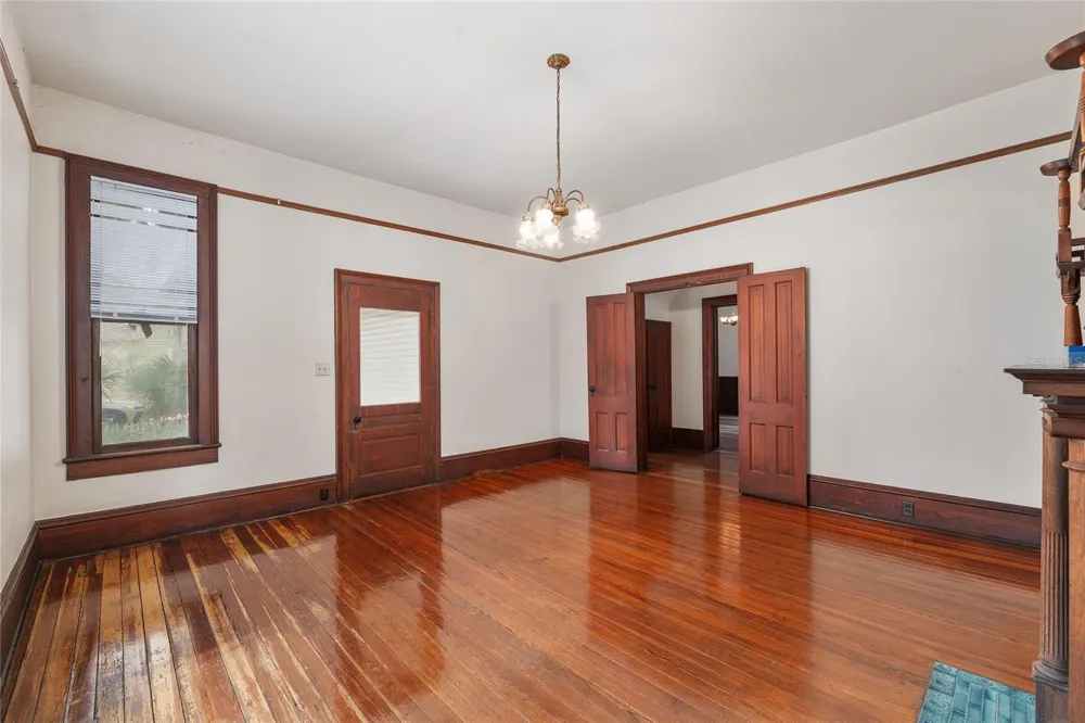 306 NE 3RD STREET Gainesville, FL 32601
