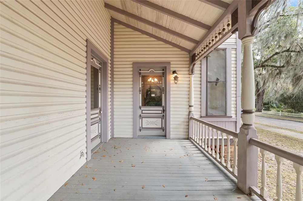 306 NE 3RD STREET Gainesville, FL 32601