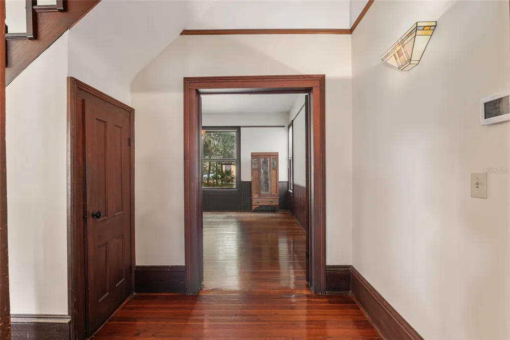 306 NE 3RD STREET Gainesville, FL 32601