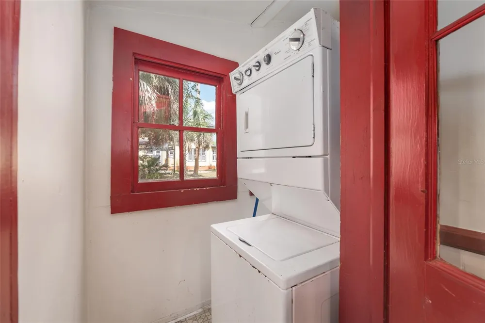 306 NE 3RD STREET Gainesville, FL 32601
