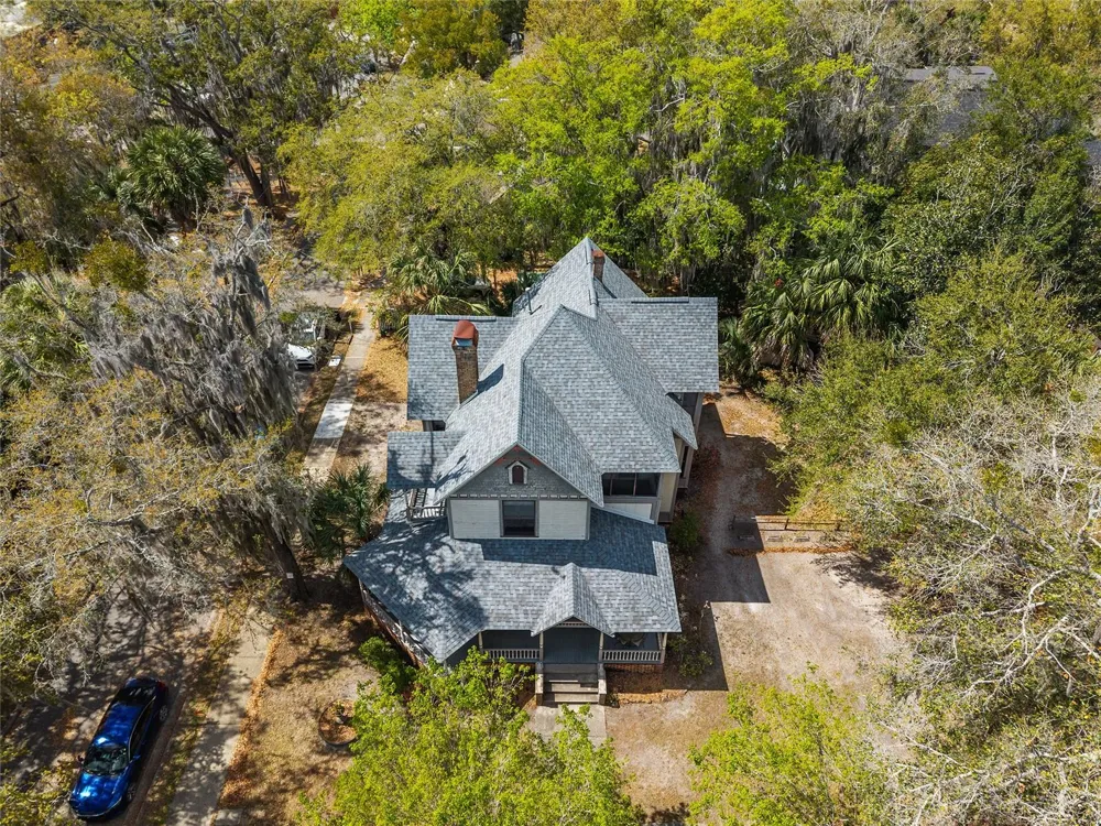 306 NE 3RD STREET Gainesville, FL 32601