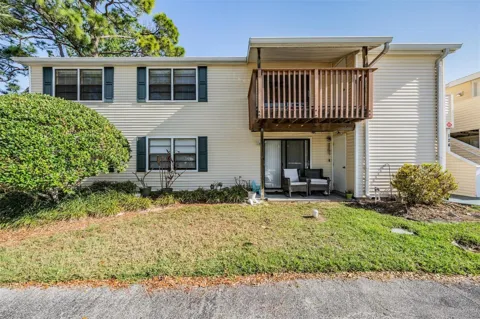124 LOBLOLLY COURT #H