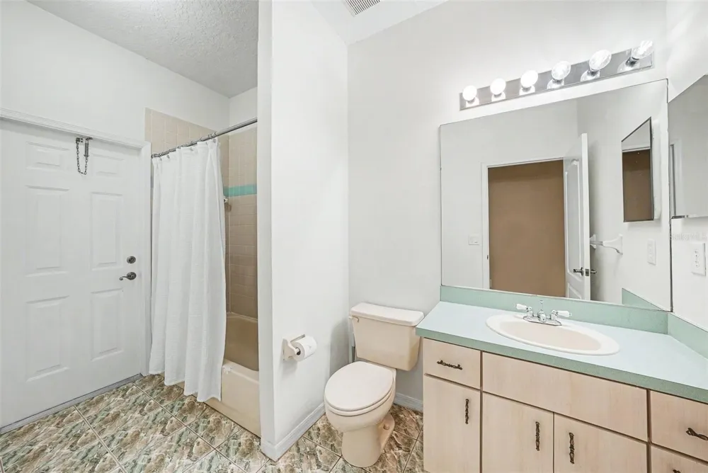 19216 RIDGELAKE DRIVE Lutz, FL 33549