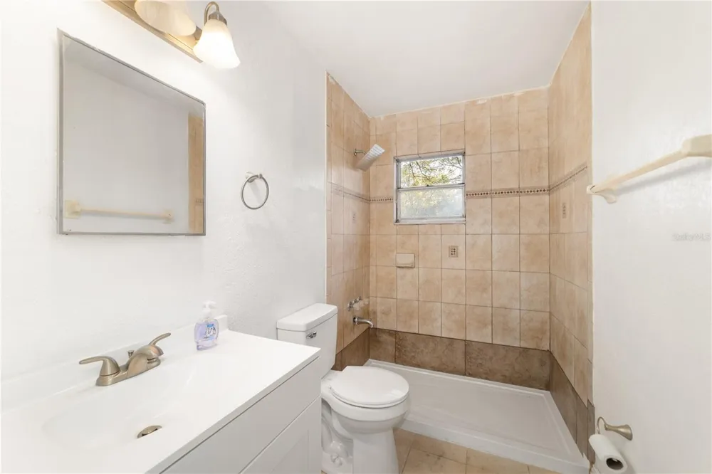 2216 NE 38TH STREET ocala, FL 34479