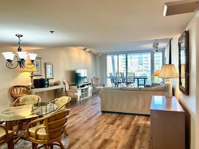 1095 GULF OF MEXICO DRIVE #104 Longboat Key, FL 34228