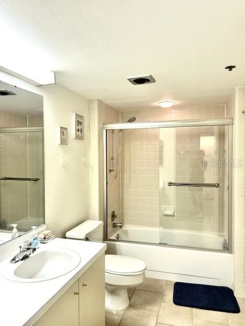 1095 GULF OF MEXICO DRIVE #104 Longboat Key, FL 34228