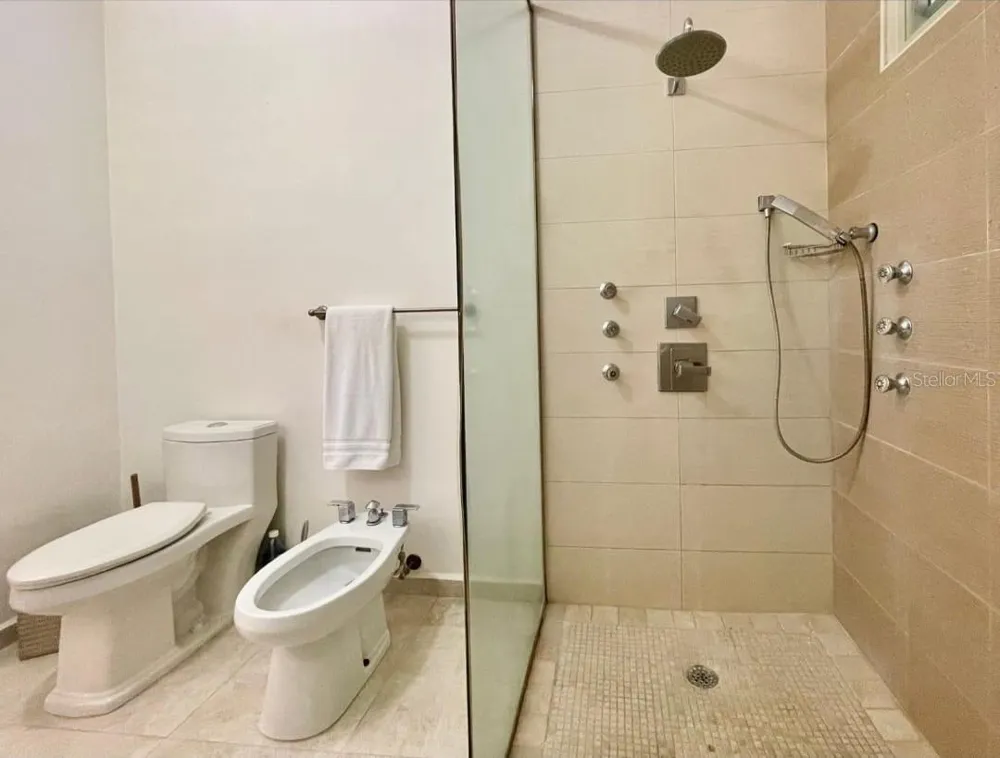 177 VANDA STREET Guaynabo, PR 00966