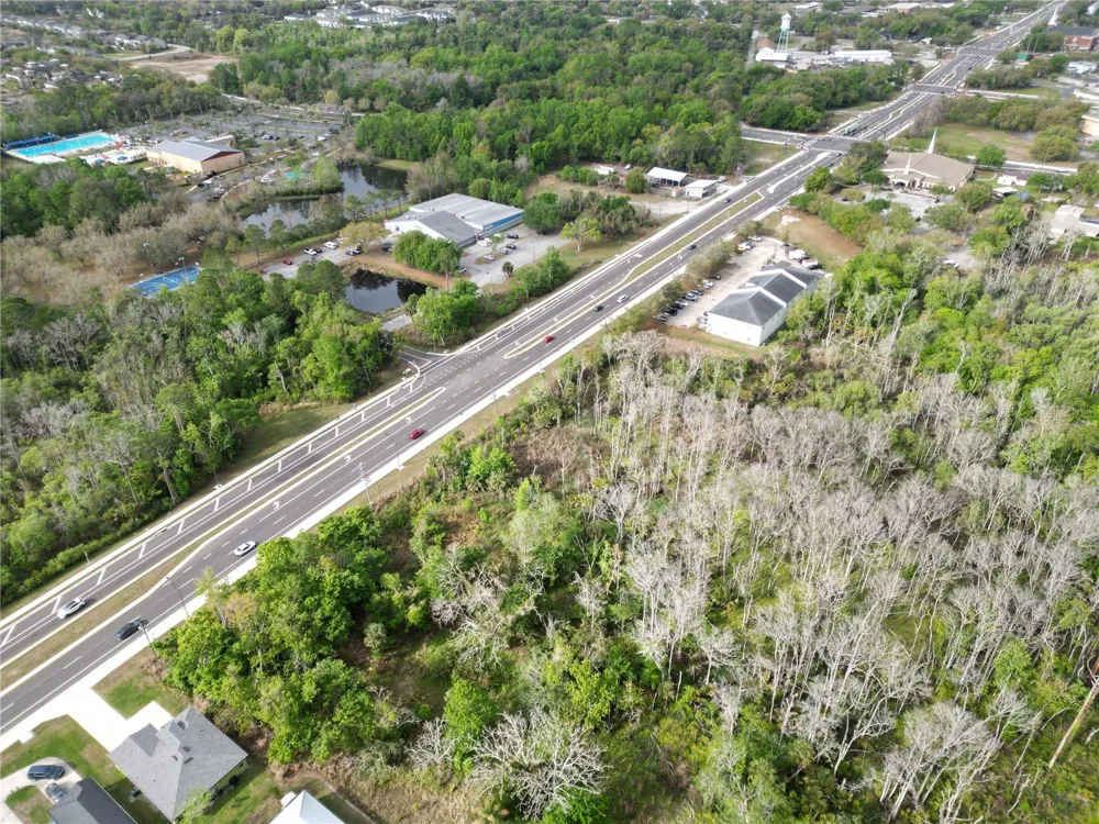 E BROADWAY STREET Oviedo, FL 32765