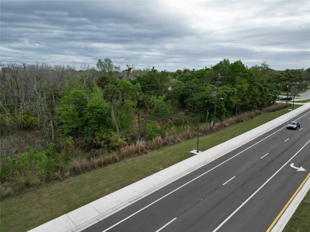 E BROADWAY STREET Oviedo, FL 32765