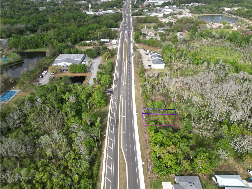 E BROADWAY STREET Oviedo, FL 32765
