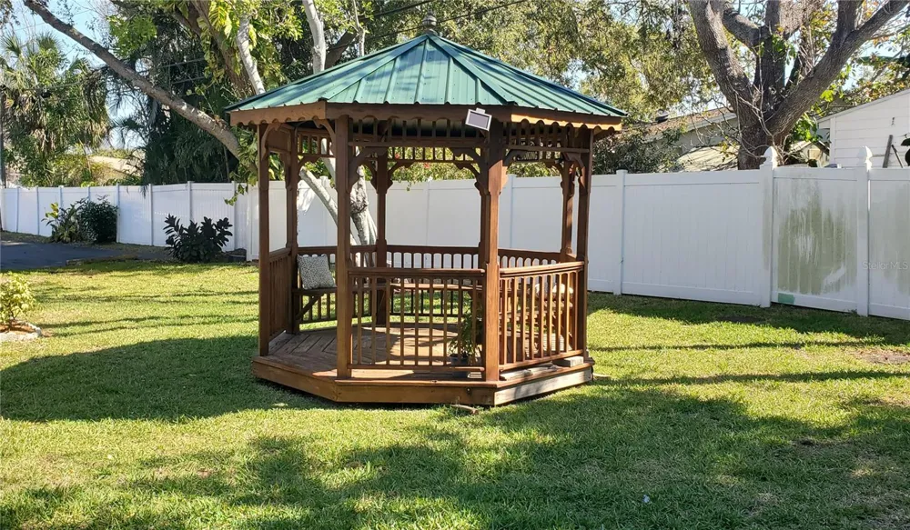 5925 TERRACE PARK DRIVE #111 St Petersburg, FL 33709