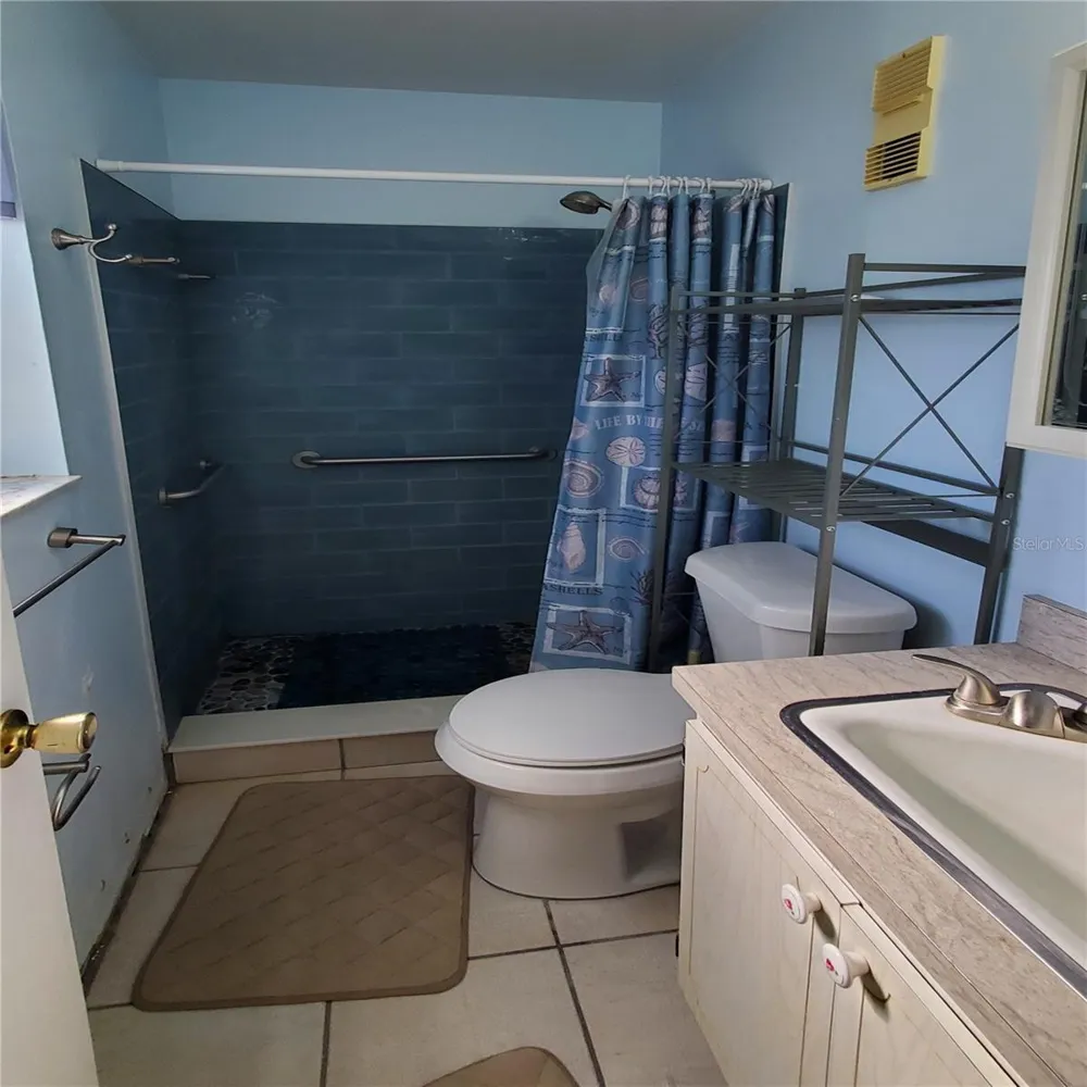 5925 TERRACE PARK DRIVE #111 St Petersburg, FL 33709
