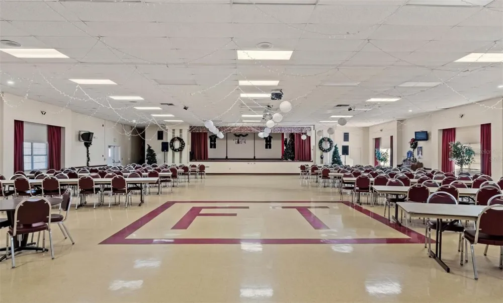 5925 TERRACE PARK DRIVE #111 St Petersburg, FL 33709